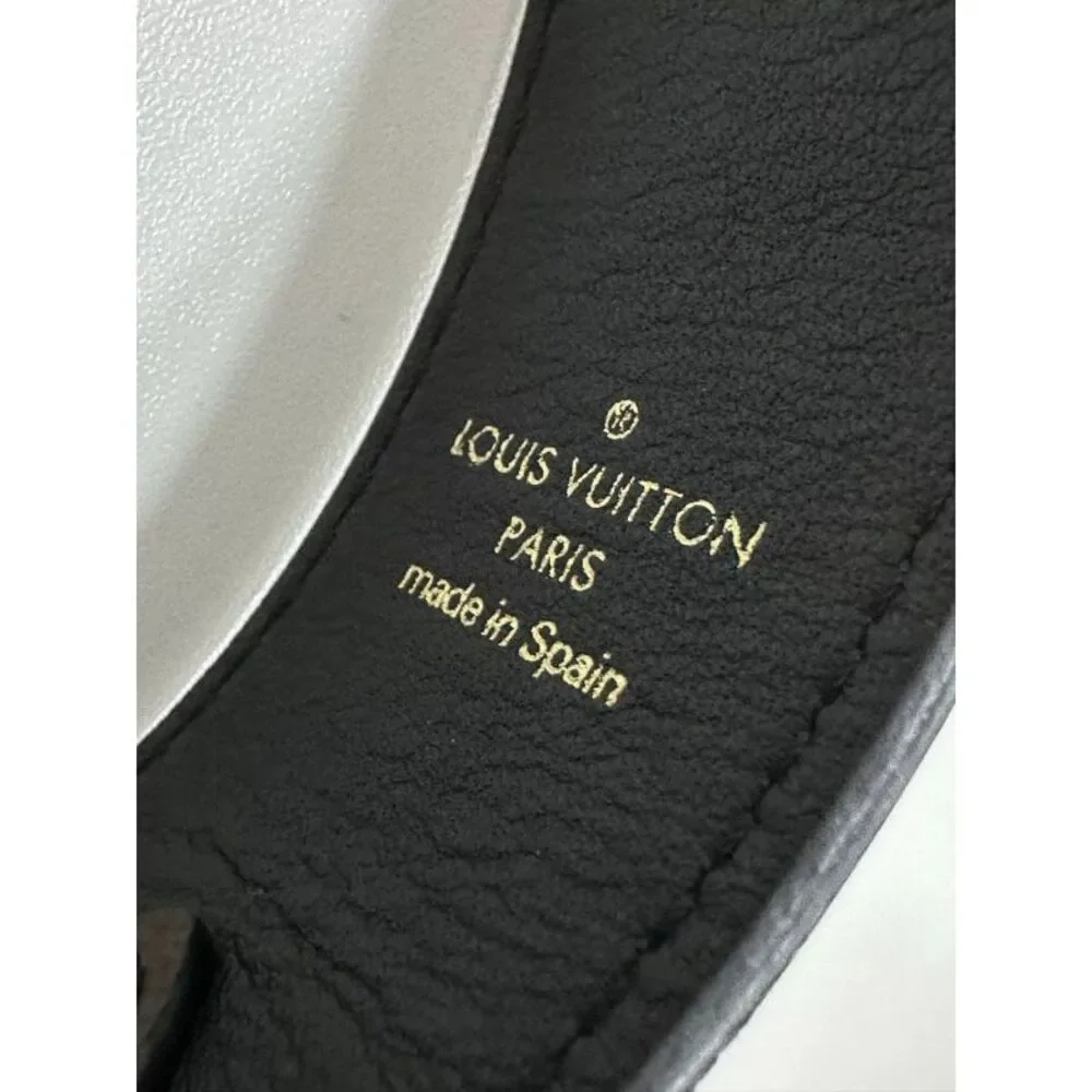 Louis Vuitton Women Pre-Loved Bag Very Good Condition
